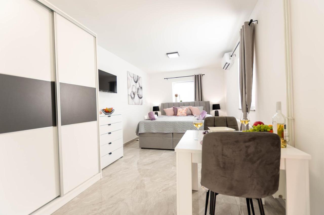 Apartmani Sun & Moon Bjelovar Esterno foto