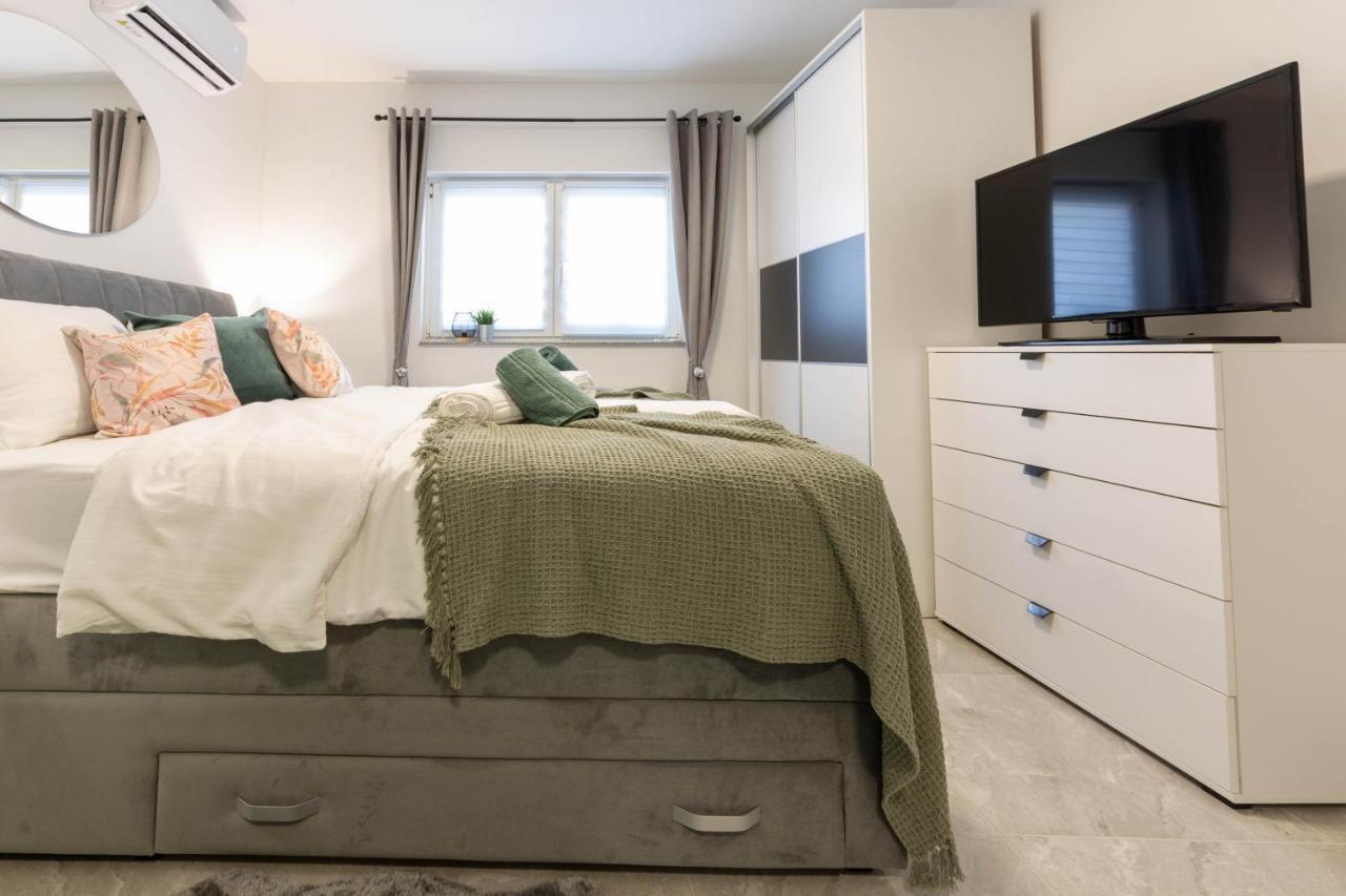 Apartmani Sun & Moon Bjelovar Esterno foto