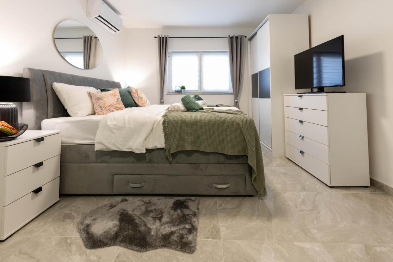 Apartmani Sun & Moon Bjelovar Esterno foto