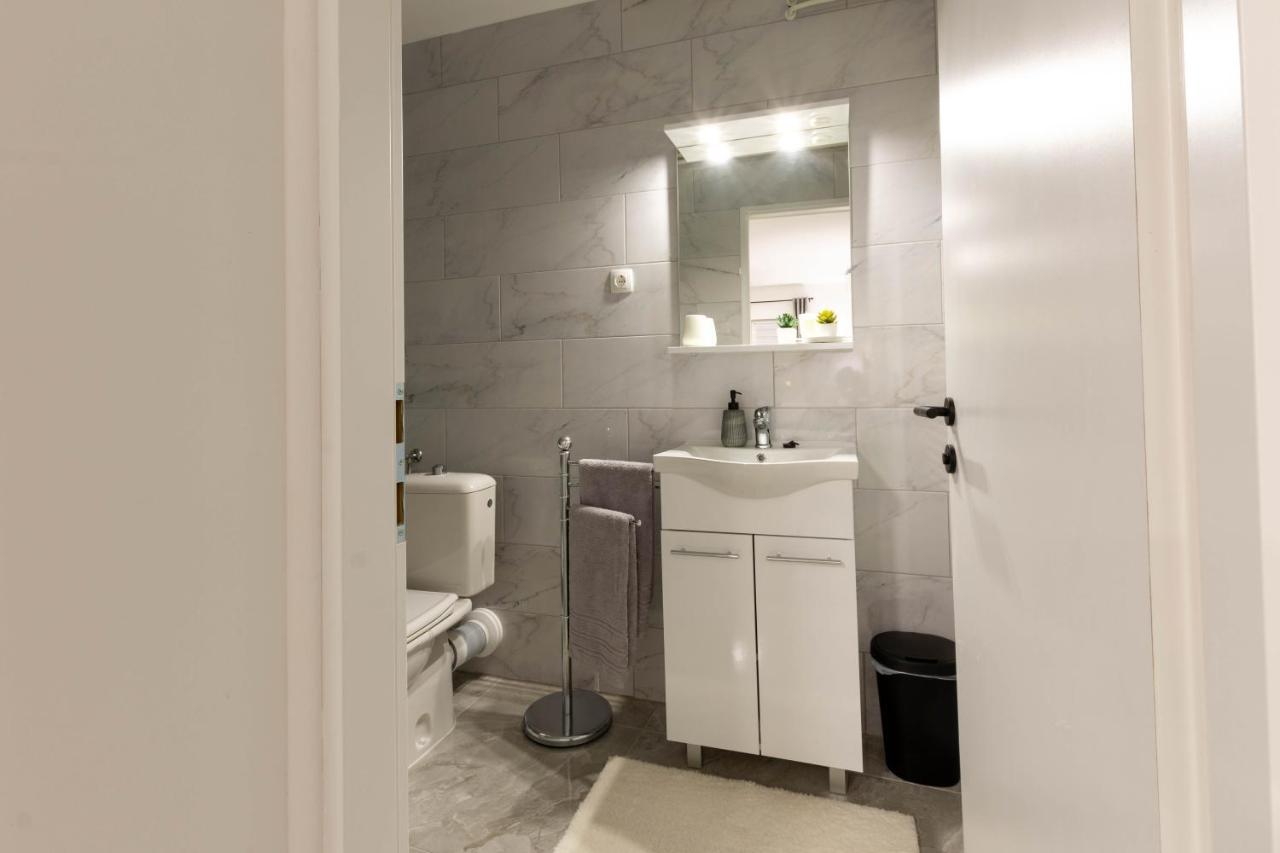 Apartmani Sun & Moon Bjelovar Esterno foto