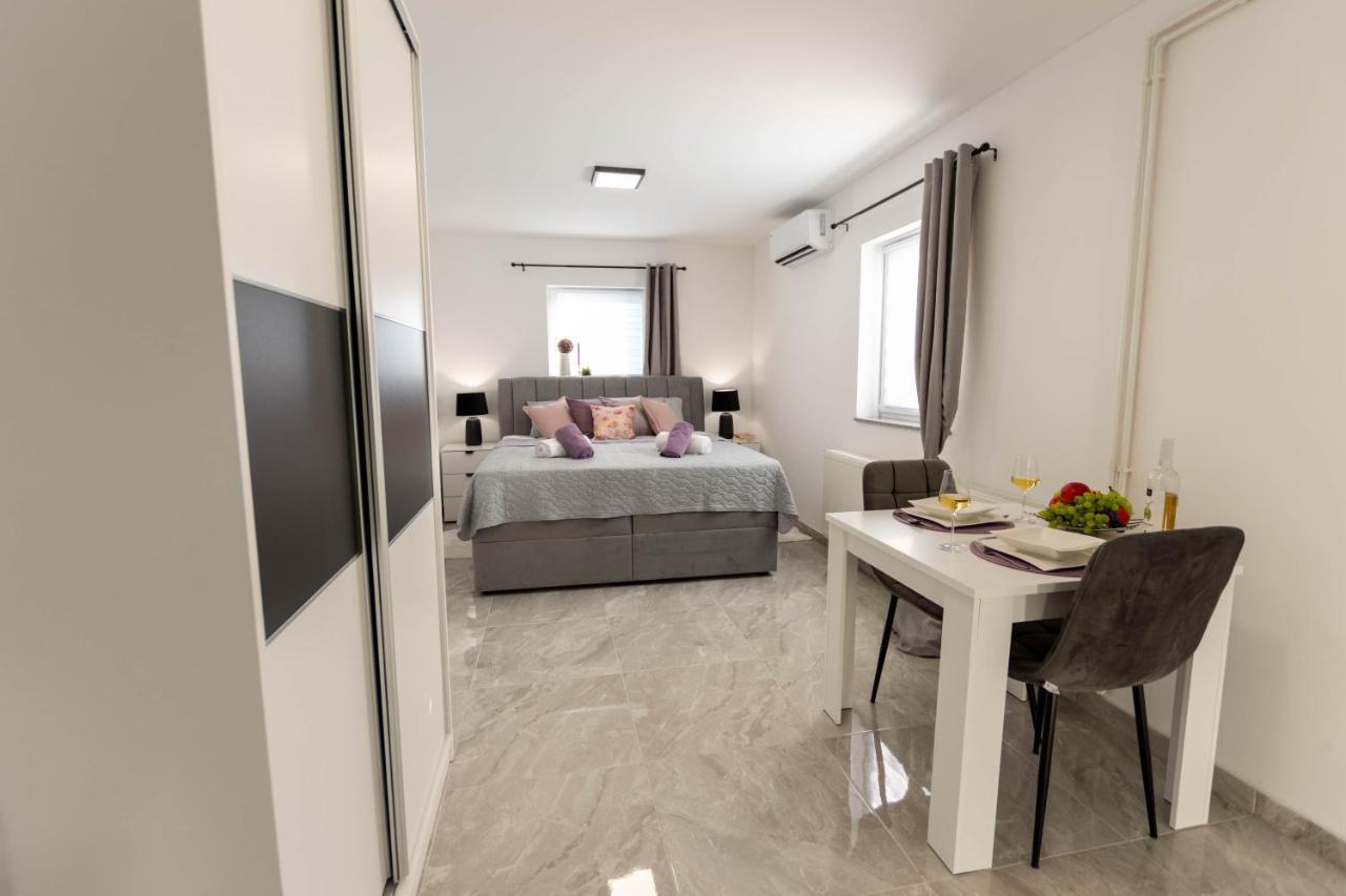 Apartmani Sun & Moon Bjelovar Esterno foto