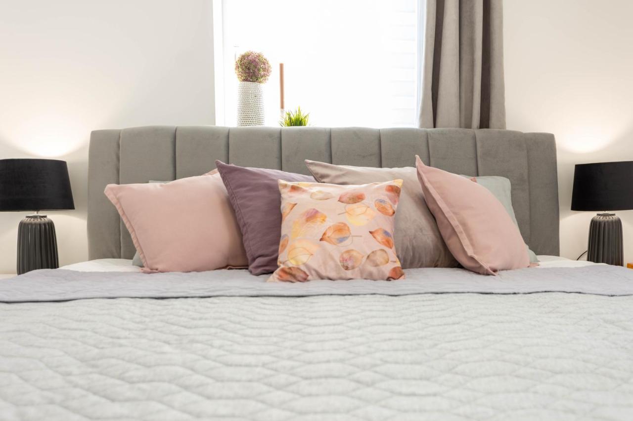 Apartmani Sun & Moon Bjelovar Esterno foto
