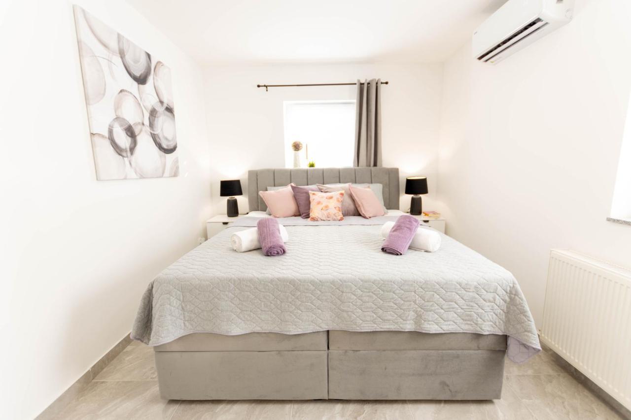 Apartmani Sun & Moon Bjelovar Esterno foto