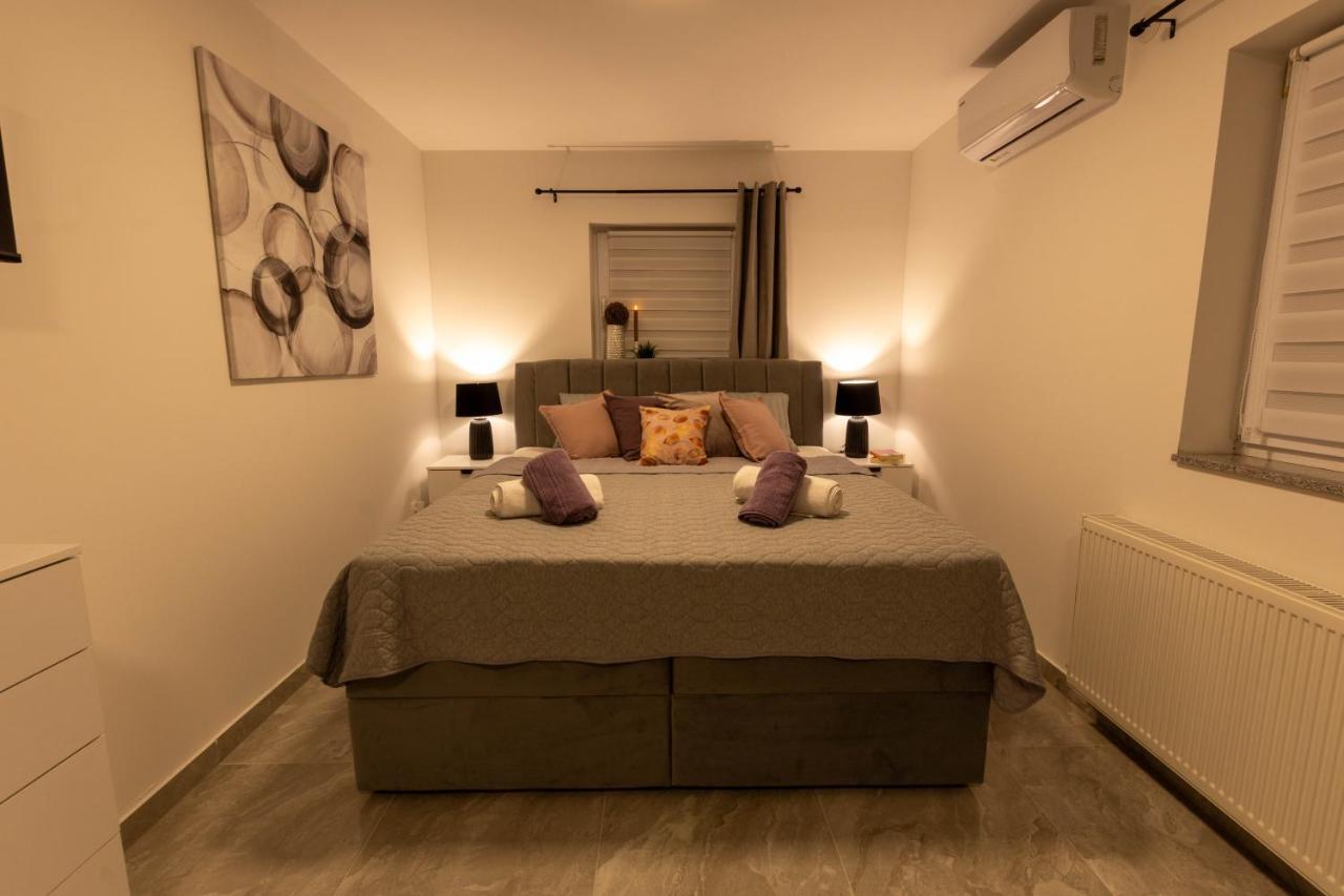 Apartmani Sun & Moon Bjelovar Esterno foto