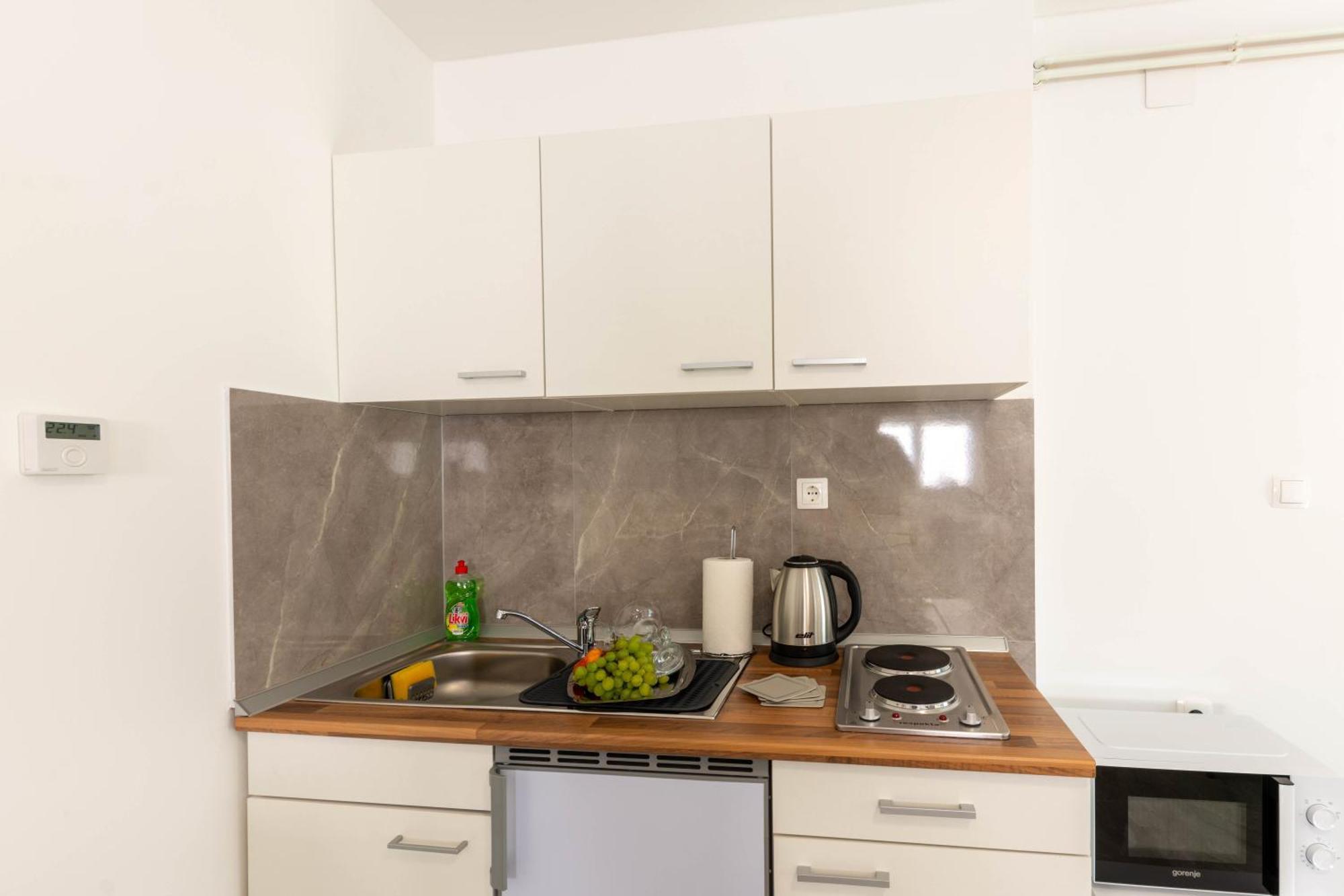 Apartmani Sun & Moon Bjelovar Esterno foto